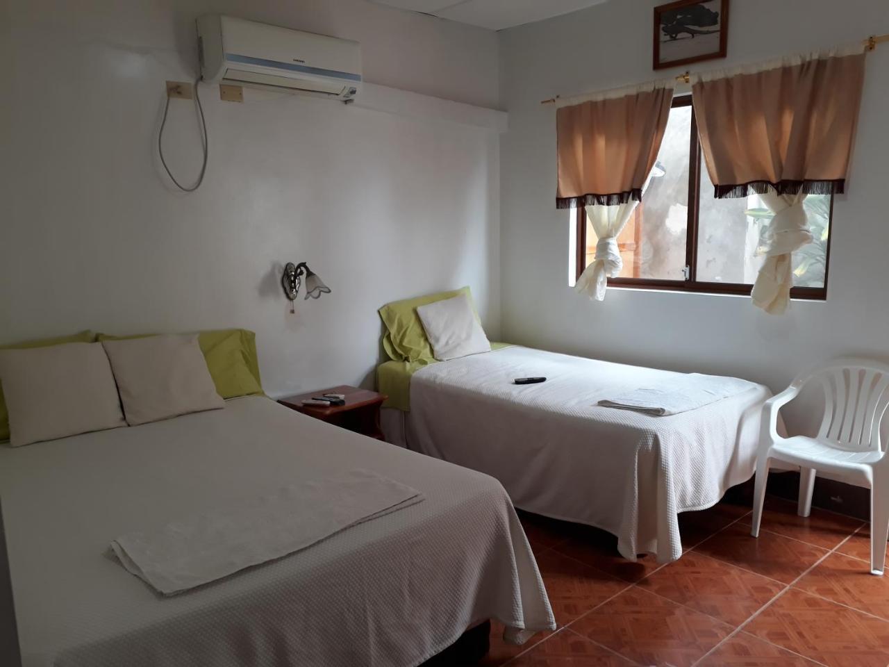 Hospedaje Mother Fanny Puerto Villamil Exteriér fotografie